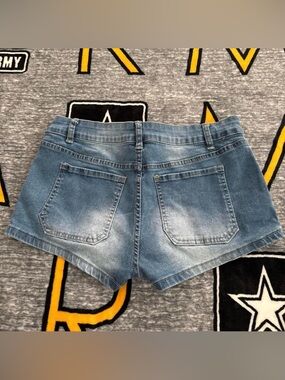 Light Blue Denim Women's Shorts - Classic Casual Cut